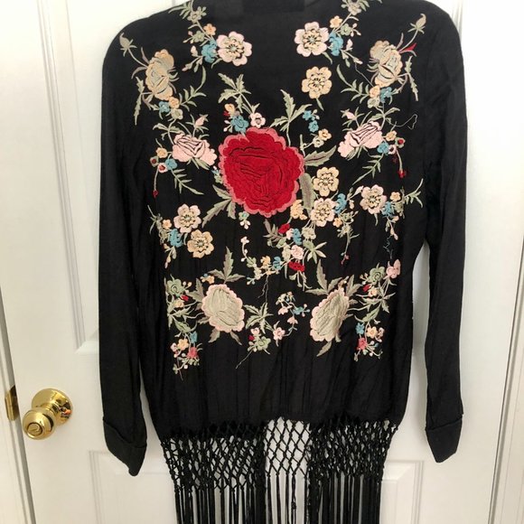 Cartigan embroidery - Picture 7 of 8